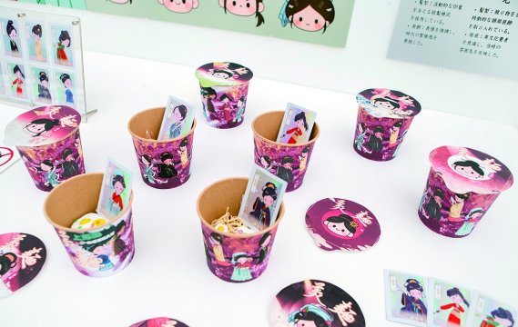 和風カップラーメン×中国歴代女性<br>『美 麺』<br>彭 賢婷　Peng Xianting